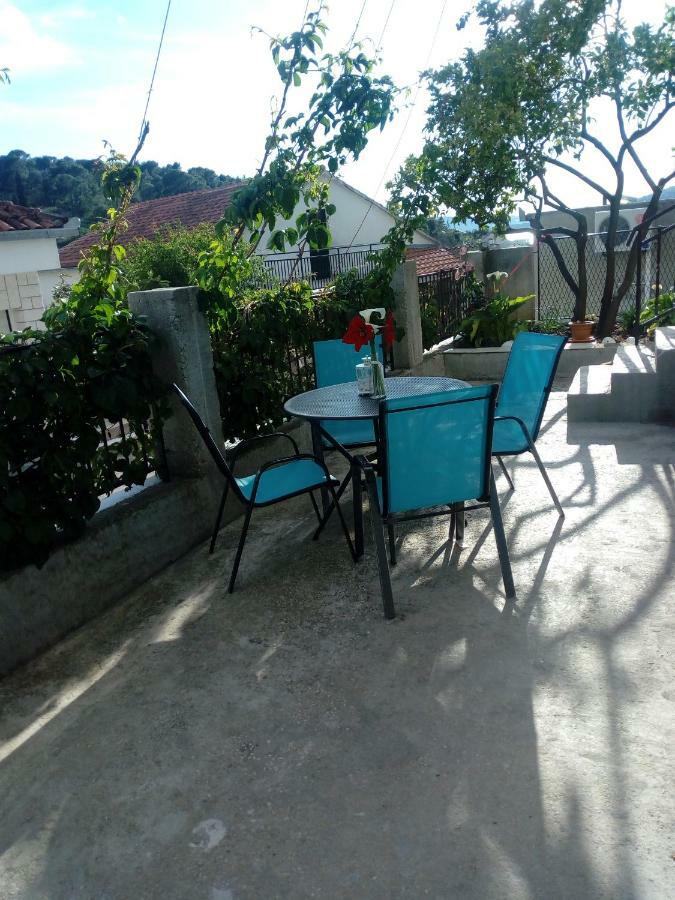 Ferienwohnung Apartman Radic Trogir Exterior foto